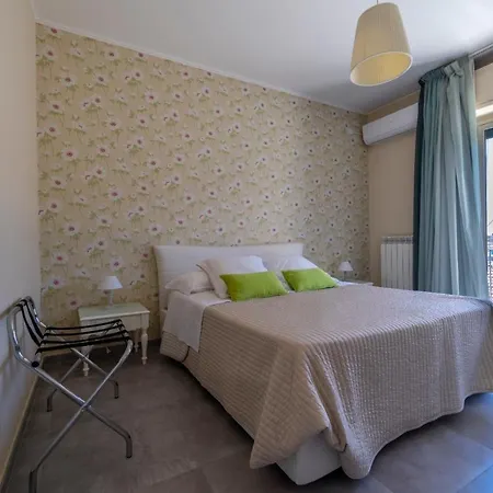 Attico 160 Bed and Breakfast 4*